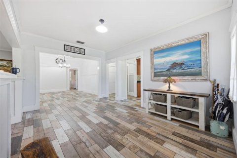 Casa en venta en Tarpon Springs, Florida, 6 dormitorios, 346.53 m2 № 2209659 - foto 12