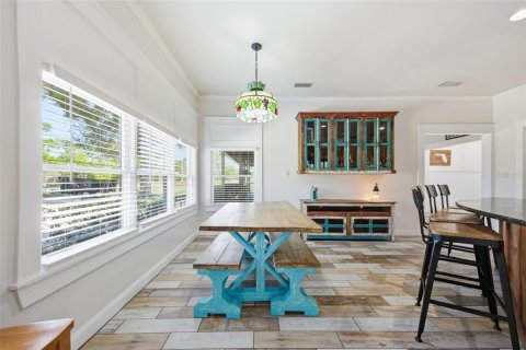 Casa en venta en Tarpon Springs, Florida, 6 dormitorios, 346.53 m2 № 2209659 - foto 18
