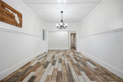 Casa en venta en Tarpon Springs, Florida, 6 dormitorios, 346.53 m2 № 2209659 - foto 10