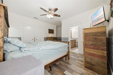 Casa en venta en Tarpon Springs, Florida, 6 dormitorios, 346.53 m2 № 2209659 - foto 24