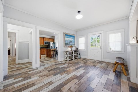 Casa en venta en Tarpon Springs, Florida, 6 dormitorios, 346.53 m2 № 2209659 - foto 9