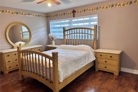 Купить таунхаус в Майами, Флорида 3 спальни, 160.44м2, № 1949537 - фото 14