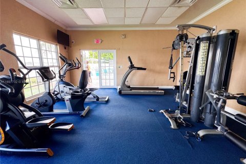 Купить таунхаус в Майами, Флорида 3 спальни, 160.44м2, № 1949537 - фото 29