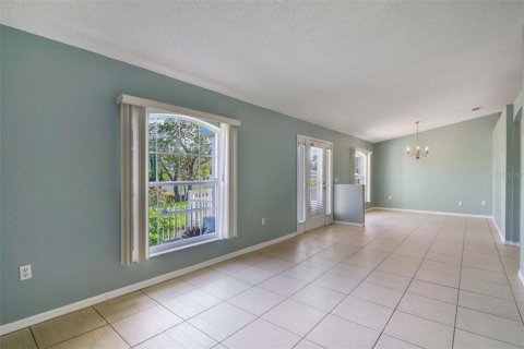 House in Deltona, Florida 3 bedrooms, 187.66 sq.m. № 1793929 - photo 9