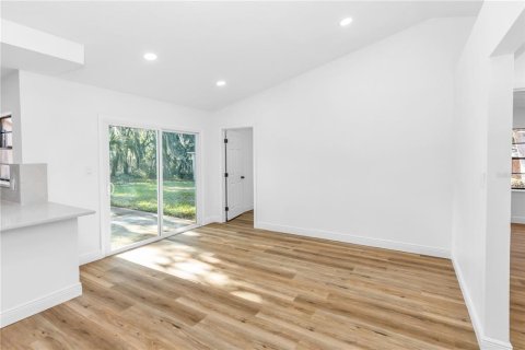 Casa en venta en Cocoa, Florida, 3 dormitorios, 165.74 m2 № 2137247 - foto 16