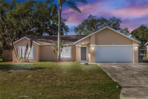 House in PORT ST. JOHN in Cocoa, Florida 3 bedrooms, 165.74 sq.m. № 2137247