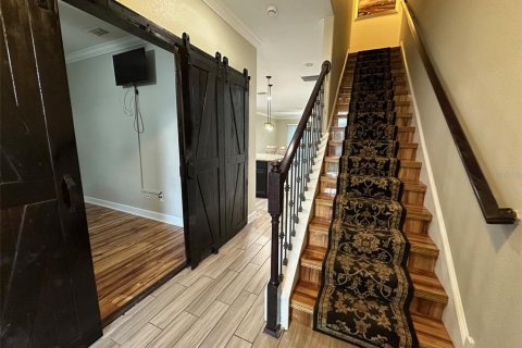 House in CONNERTON

 in Land O' Lakes, Florida 4 bedrooms, 212.19 sq.m. № 1876616 - photo 7