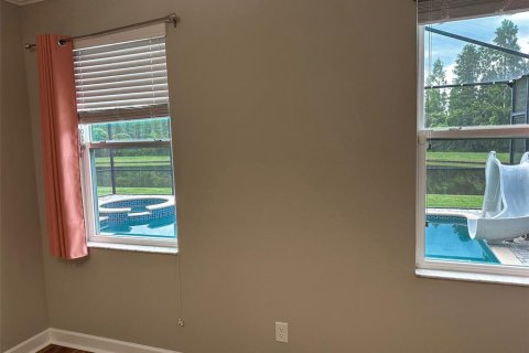 House in CONNERTON

 in Land O' Lakes, Florida 4 bedrooms, 212.19 sq.m. № 1876616 - photo 23