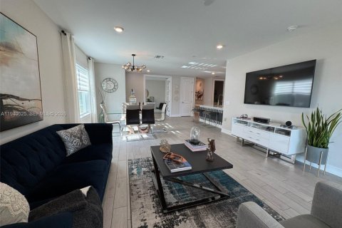 Villa ou maison à vendre à Punta Gorda, Floride: 2 chambres № 1997708 - photo 8