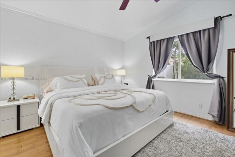 House in Deerfield Beach, Florida 3 bedrooms, 131.74 sq.m. № 1942194 - photo 17