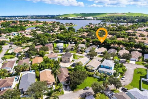 House in Deerfield Beach, Florida 3 bedrooms, 131.74 sq.m. № 1942194 - photo 30