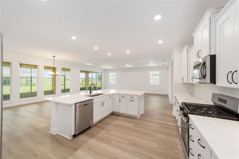 House in Ocala, Florida 2 bedrooms, 231.61 sq.m. № 2229350 - photo 19