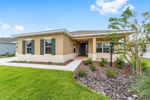 House in Ocala, Florida 2 bedrooms, 231.61 sq.m. № 2229350 - photo 2