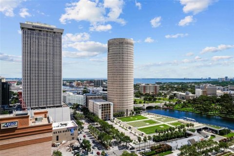 Condominio en alquiler en Tampa, Florida, 1 dormitorio, 78.6 m2 № 1905149 - foto 26