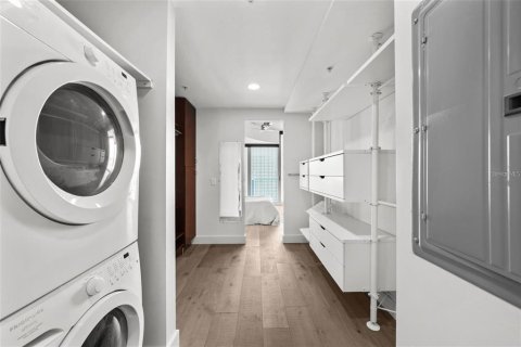 Condominio en alquiler en Tampa, Florida, 1 dormitorio, 78.6 m2 № 1905149 - foto 21