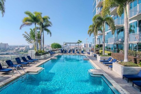 Condominio en alquiler en Tampa, Florida, 1 dormitorio, 78.6 m2 № 1905149 - foto 27