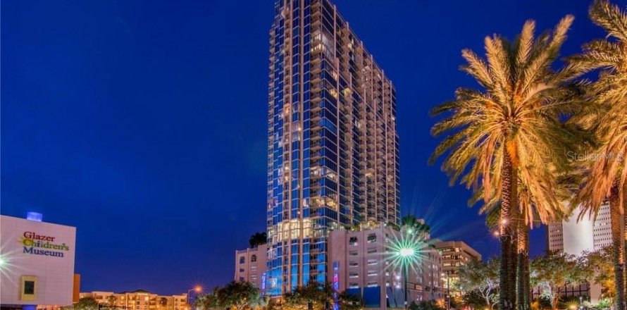 Condominio en Tampa, Florida, 1 dormitorio № 1905149