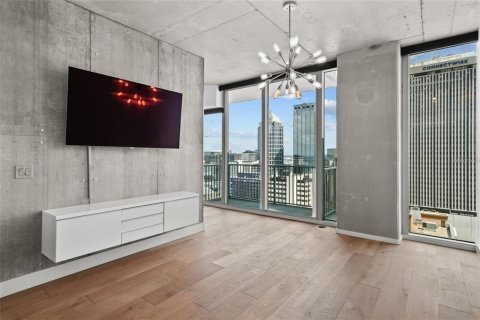 Condominio en alquiler en Tampa, Florida, 1 dormitorio, 78.6 m2 № 1905149 - foto 7