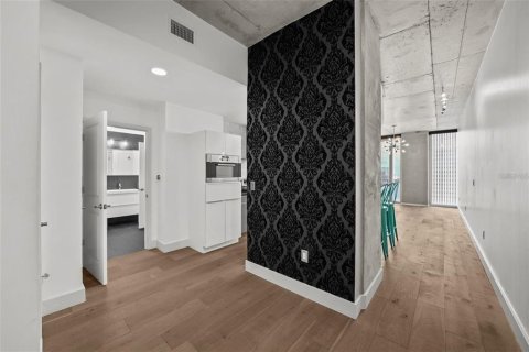 Condominio en alquiler en Tampa, Florida, 1 dormitorio, 78.6 m2 № 1905149 - foto 16