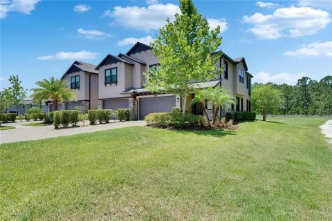 Adosado en venta en Wesley Chapel, Florida, 3 dormitorios, 190.17 m2 № 1520824 - foto 12