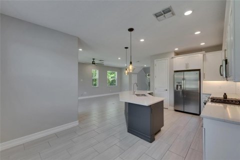 Adosado en venta en Wesley Chapel, Florida, 3 dormitorios, 190.17 m2 № 1520824 - foto 28