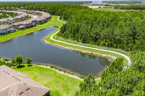 Adosado en venta en Wesley Chapel, Florida, 3 dormitorios, 190.17 m2 № 1520824 - foto 4