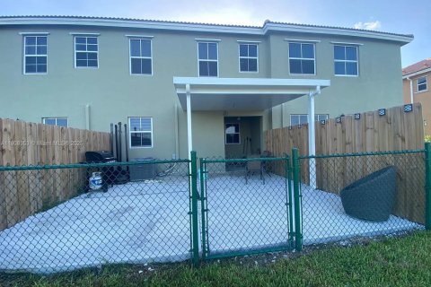 Adosado en alquiler en Homestead, Florida, 3 dormitorios, 178 m2 № 1967893 - foto 3