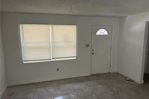 Villa ou maison à louer à Inverness, Floride: 3 chambres, 110.27 m2 № 2289482 - photo 3