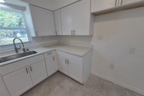 Villa ou maison à louer à Inverness, Floride: 3 chambres, 110.27 m2 № 2289482 - photo 19