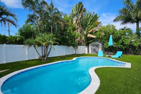 Villa ou maison à vendre à Lighthouse Point, Floride: 3 chambres, 165.83 m2 № 2273734 - photo 16