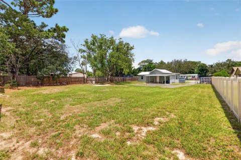 Villa ou maison à vendre à Spring Hill, Floride: 2 chambres, 84.26 m2 № 2210328 - photo 2