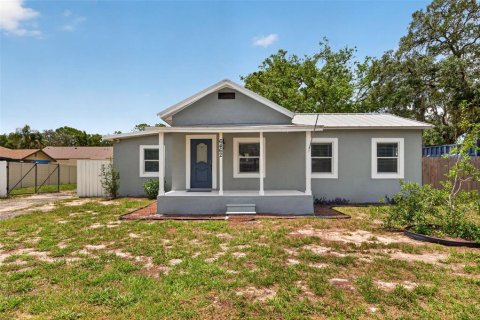 House in Spring Hill, Florida 2 bedrooms, 84.26 sq.m. № 2210328