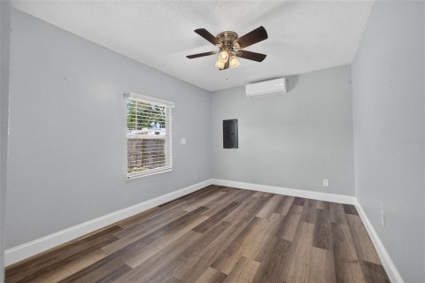 Villa ou maison à vendre à Spring Hill, Floride: 2 chambres, 84.26 m2 № 2210328 - photo 15