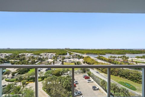 Copropriété à vendre à Hollywood, Floride: 2 chambres, 184.69 m2 № 2243239 - photo 3
