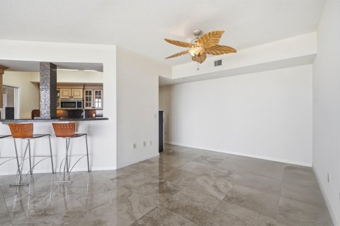 Copropriété à vendre à Hollywood, Floride: 2 chambres, 184.69 m2 № 2243239 - photo 16