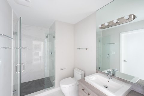 Condo in Sunny Isles Beach, Florida, 2 bedrooms  № 2086351 - photo 14