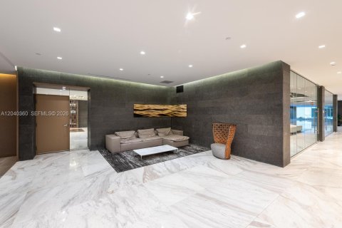 Condo in Sunny Isles Beach, Florida, 2 bedrooms  № 2086351 - photo 28
