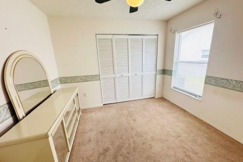 House in New Port Richey, Florida 3 bedrooms, 133.97 sq.m. № 1690377 - photo 20