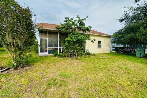 House in New Port Richey, Florida 3 bedrooms, 133.97 sq.m. № 1690377 - photo 30