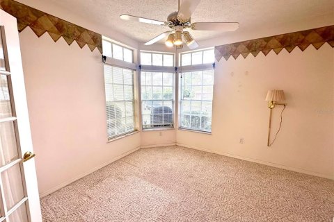 House in New Port Richey, Florida 3 bedrooms, 133.97 sq.m. № 1690377 - photo 28