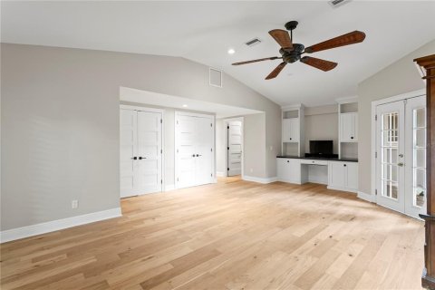 House in Tampa, Florida 3 bedrooms, 213.58 sq.m. № 1690589 - photo 29