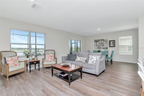 Casa en venta en Wesley Chapel, Florida, 4 dormitorios, 209.96 m2 № 1902655 - foto 7