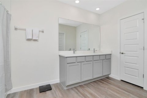 Casa en venta en Wesley Chapel, Florida, 4 dormitorios, 209.96 m2 № 1902655 - foto 19