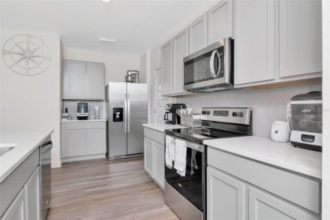 Casa en venta en Wesley Chapel, Florida, 4 dormitorios, 209.96 m2 № 1902655 - foto 15