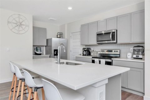 Casa en venta en Wesley Chapel, Florida, 4 dormitorios, 209.96 m2 № 1902655 - foto 13