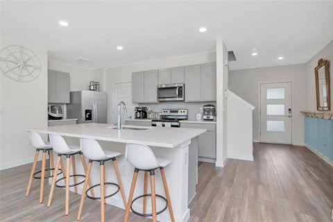 Casa en venta en Wesley Chapel, Florida, 4 dormitorios, 209.96 m2 № 1902655 - foto 11