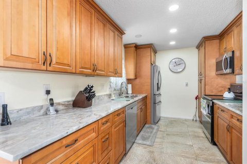 House in Port Charlotte, Florida 3 bedrooms, 117.06 sq.m. № 1578705 - photo 4