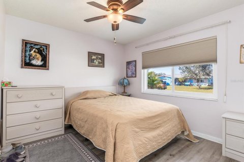 House in Port Charlotte, Florida 3 bedrooms, 117.06 sq.m. № 1578705 - photo 19