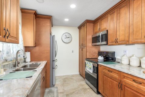 House in Port Charlotte, Florida 3 bedrooms, 117.06 sq.m. № 1578705 - photo 10