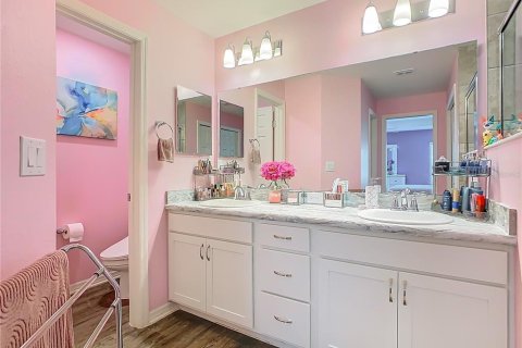 Casa en venta en Winter Haven, Florida, 4 dormitorios, 186.27 m2 № 1899132 - foto 17